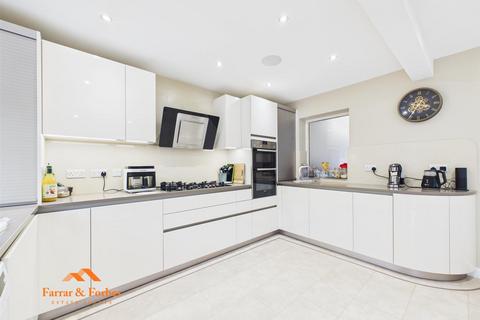 undefined, Reeval Close, Barnoldswick BB18