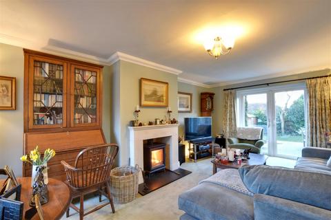 4 bedroom detached house for sale, Oast House Drive, Rye
