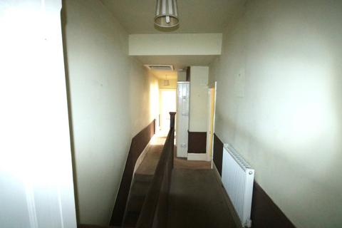 2 bedroom flat for sale, Chingford E4