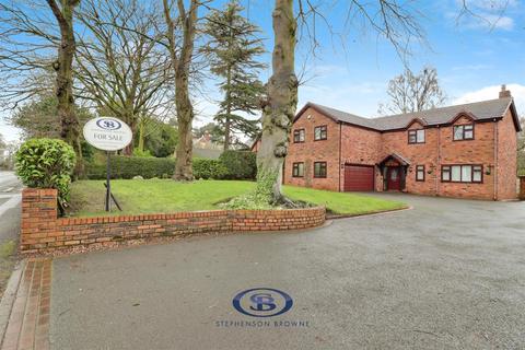 4 bedroom detached house for sale, Middlewich Road, Sandbach