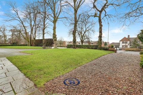 4 bedroom detached house for sale, Middlewich Road, Sandbach