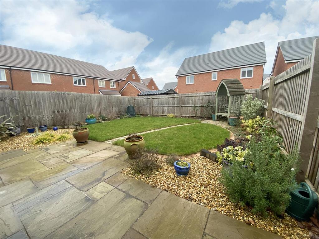 Garden 3.jpg