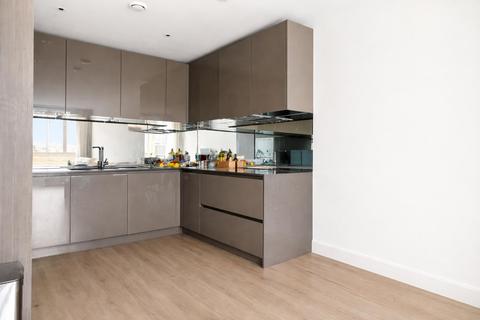 2 bedroom apartment to rent, High Street, Hornsey N8