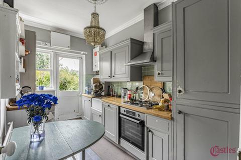 undefined, Ickburgh Road, E5