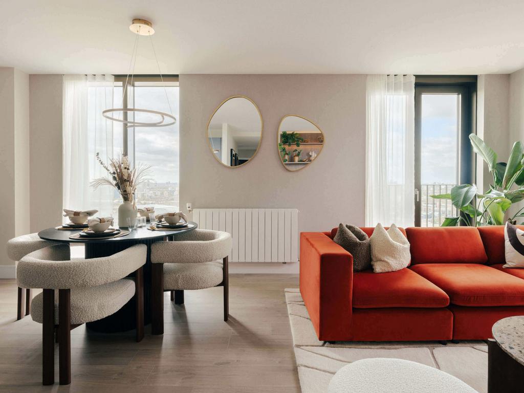 Apartment in London, London Borough of Newham - More