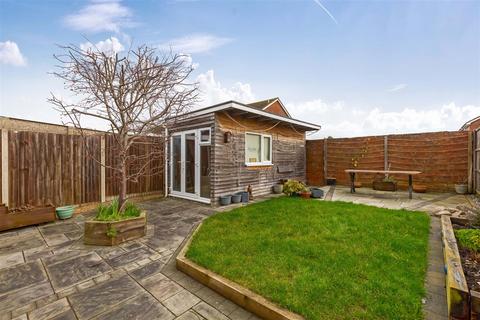 3 bedroom semi-detached house for sale, Edmonton Road, Worthing