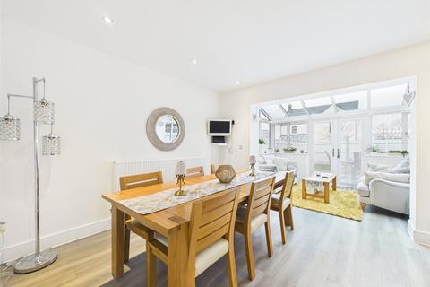 4 bedroom detached house for sale, Rectory Close, Maisemore, Gloucester, Gloucestershire, GL2