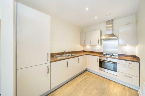 1 bedroom flat to rent, Glengall Road, London NW6