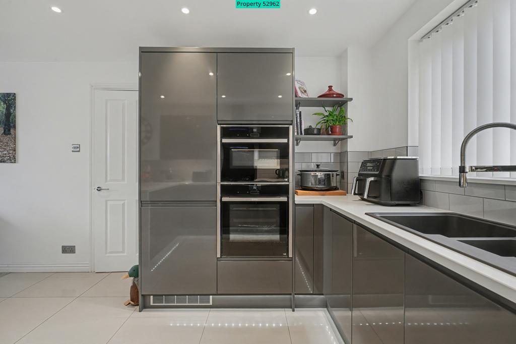 Kitchen Diner #3
