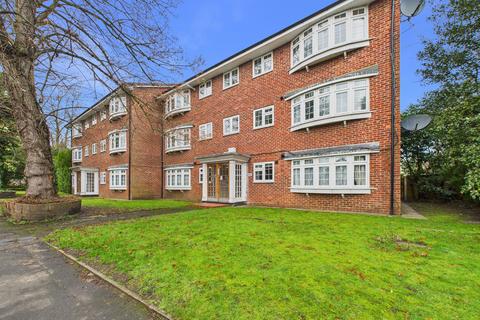 undefined, West Road, Maidenhead SL6
