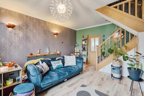 Bolton Road, Manchester, M46