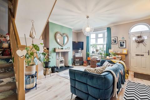 2 bedroom terraced house for sale, Bolton Road, Manchester, M46