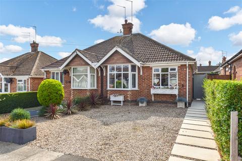 2 bedroom semi-detached bungalow for sale, Lovat Drive, Northampton