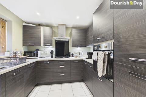 3 bedroom end of terrace house for sale, Pearl Brook Avenue, Stafford ST16