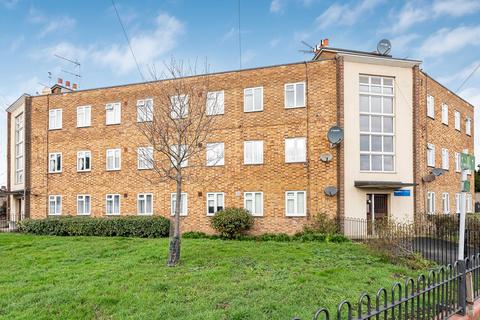 2 bedroom flat for sale, Nightingale Road, Edmonton