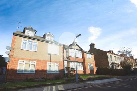 1 bedroom apartment to rent, Myddleton Road, Uxbridge UB8