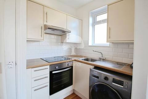 1 bedroom apartment to rent, Myddleton Road, Uxbridge UB8