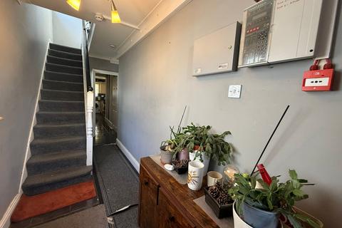 undefined, Chaucer Avenue, Hounslow TW4