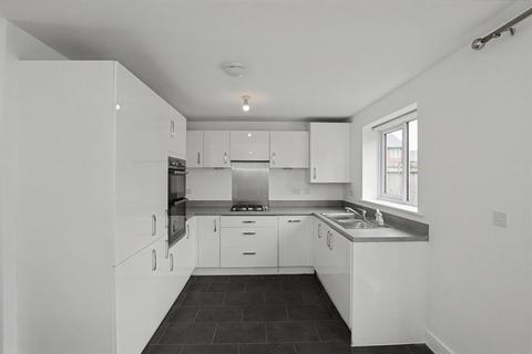 3 bedroom semi-detached house to rent, Crewe CW1