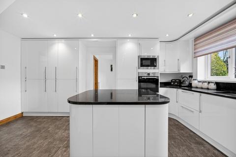 4 bedroom detached house for sale, Cardinal Drive, Cardiff CF14