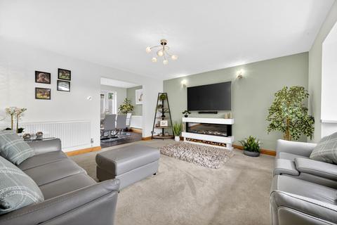 undefined, Cardinal Drive, Cardiff CF14
