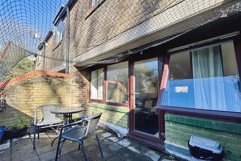 undefined, Bazes Shaw, Longfield DA3