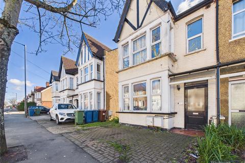 2 bedroom ground floor flat for sale, Locket Road, Harrow, HA3