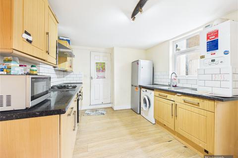 2 bedroom ground floor flat for sale, Locket Road, Harrow, HA3