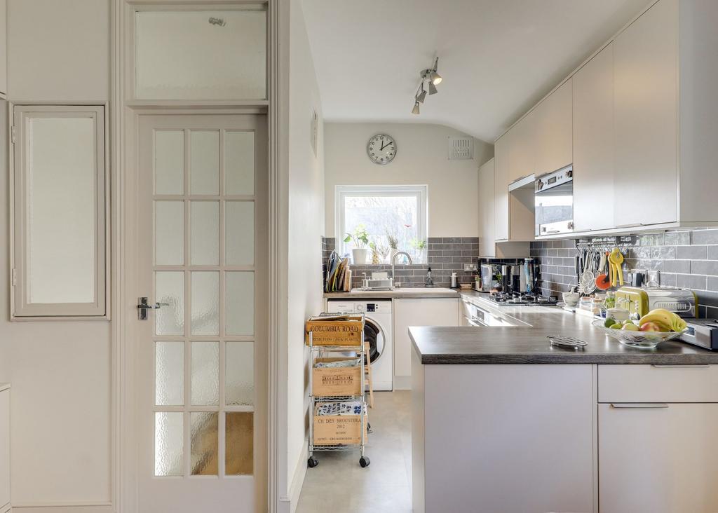 Open Plan Lounge &amp; Kitchen