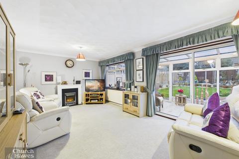 3 bedroom semi-detached house for sale, Gloucester Avenue, Maldon