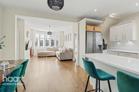 undefined, Westland Avenue, Hornchurch