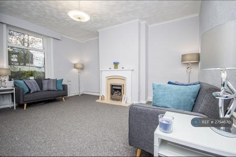 2 bedroom terraced house to rent, Richard Street, Weir, OL13