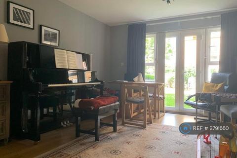 undefined, Geneva Court, London, NW9
