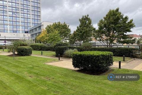 1 bedroom flat to rent, Geneva Court, London, NW9