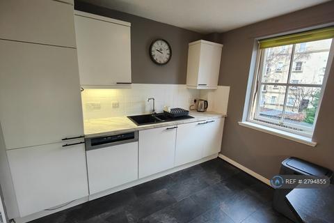 undefined, Huntingdon Place, Edinburgh, EH7