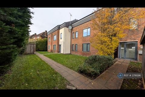 2 bedroom flat to rent, Glenfield Avenue, Southampton, SO18