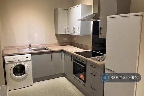 Portland Crescent, Manchester, M13
