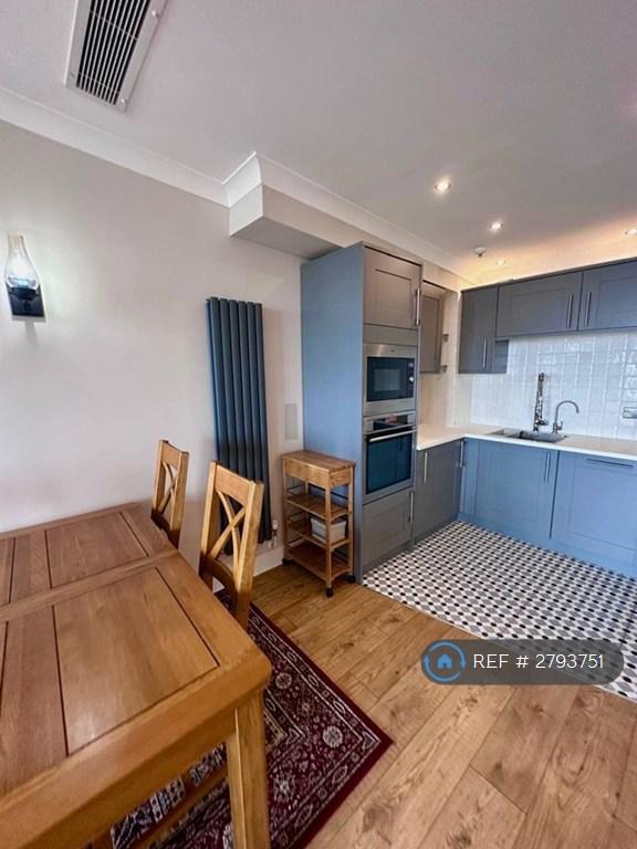 Dining Area/Kitchen