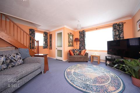 undefined, Glenfield Road, Luton, Bedfordshire, LU3