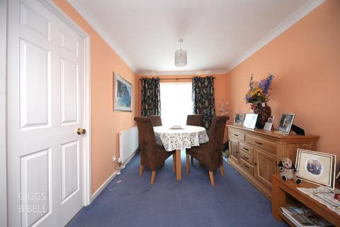 undefined, Glenfield Road, Luton, Bedfordshire, LU3