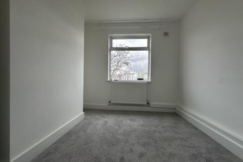 2 bedroom bungalow to rent, WEST EWELL