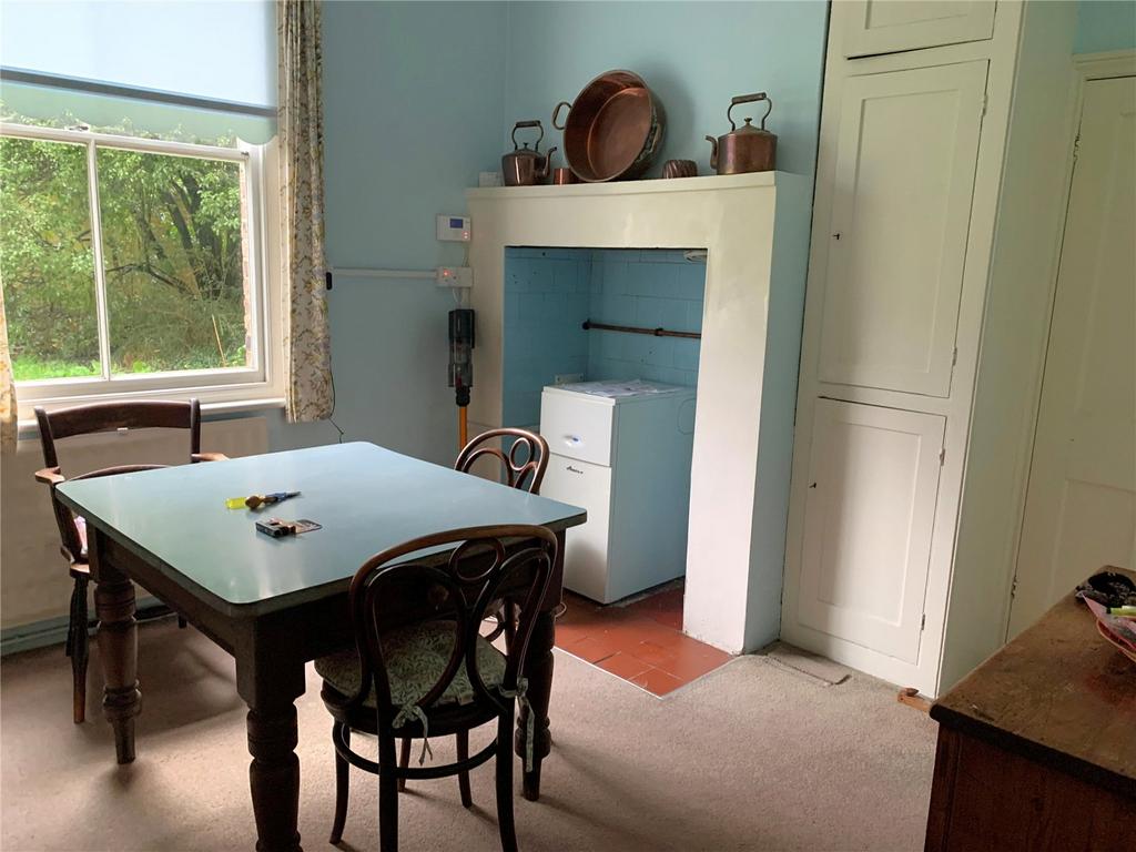 Breakfast Room