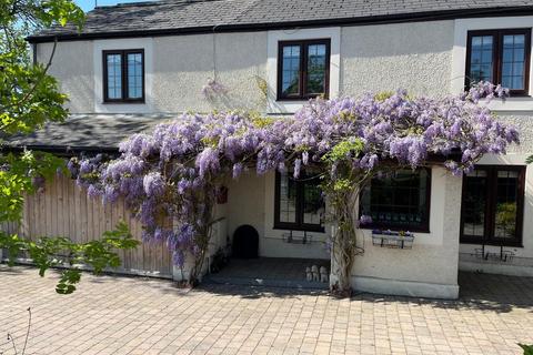 Caerleon Road, Llanfrechfa, NP44