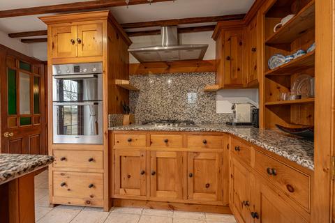 4 bedroom semi-detached house for sale, Caerleon Road, Llanfrechfa, NP44