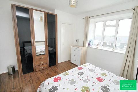 2 bedroom flat for sale, The Grange, London