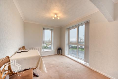 2 bedroom flat for sale, Quay West, 91 South Promenade, Lytham St Annes