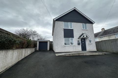 4 bedroom detached house for sale, Gors Goch, Menai Bridge, Isle of Anglesey, LL59
