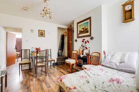 2 bedroom terraced house for sale, Ewart Road, Nottingham NG7