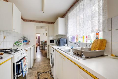 2 bedroom terraced house for sale, Ewart Road, Nottingham NG7