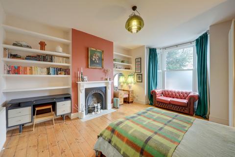 2 bedroom flat for sale, George Lane, Hither Green, SE13